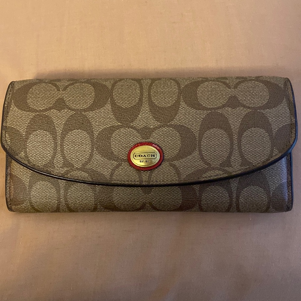 Coach khaki Peyton Signature leather wallet